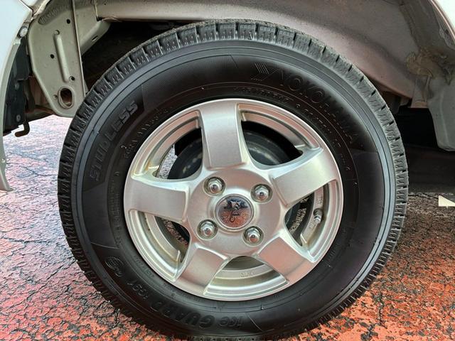 ミニキャブバン Ｍ　純正ラジオ　両側スライドドア　マニュアル車　社外アルミホイール　Ｗエアバック　パワーステアリング（25枚目）