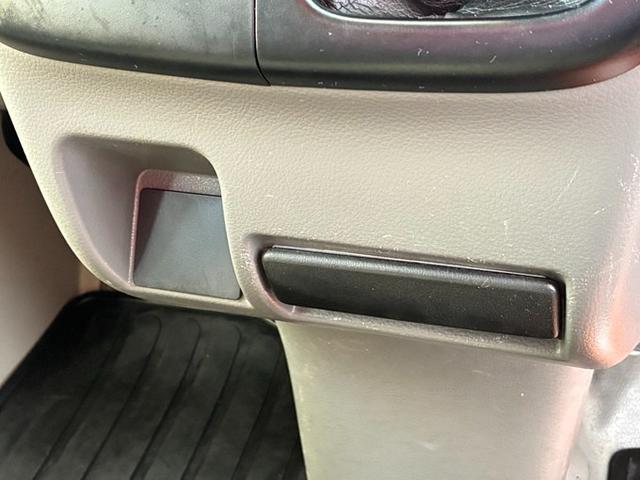 ミニキャブバン Ｍ　純正ラジオ　両側スライドドア　マニュアル車　社外アルミホイール　Ｗエアバック　パワーステアリング（33枚目）