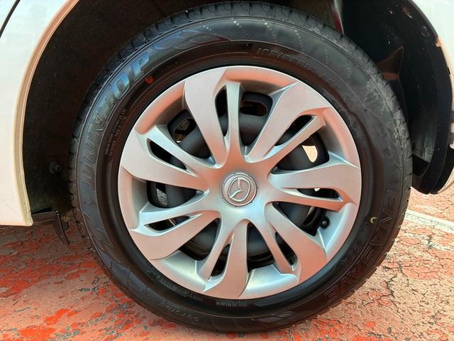 ベビーカーもＯＫ！☆大きな展示場に広い通路も有りますので、お子様連れでのご来店も大歓迎です！ベビーカーと共に、ゆっくりと展示車両をご覧頂けます。