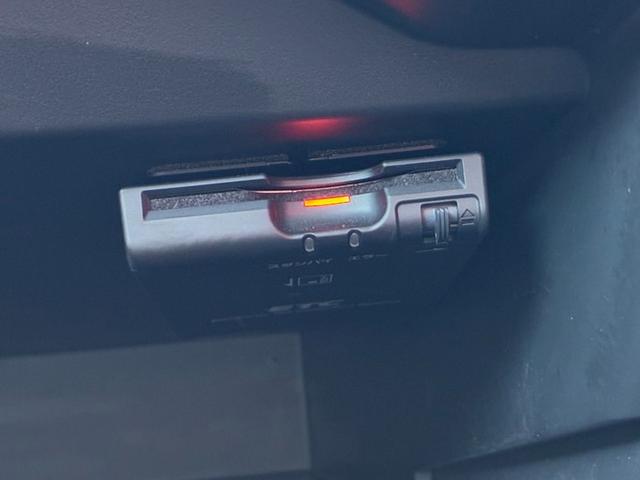 ノート ｅ－パワー　Ｘ　純正ＳＤナビ　ＣＤ　ＤＶＤ　Ｂｌｕｅｔｏｏｔｈ　フルセグＴＶ　アラウンドビューモニター　エマージェンシーブレーキ　クルーズコントロール　オートライト　ＬＥＤヘッドライト　フォグランプ　助手席回転シート（44枚目）