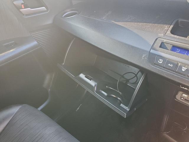 フリードスパイクハイブリッド ジャストセレクション　純正ＳＤナビ　ＣＤ　ＤＶＤ　Ｂｌｕｅｔｏｏｔｈ　ワンセグＴＶ　バックカメラ　ＥＴＣ　両側パワースライドドア　１５インチアルミ　前後ドライブレコーダー（24枚目）