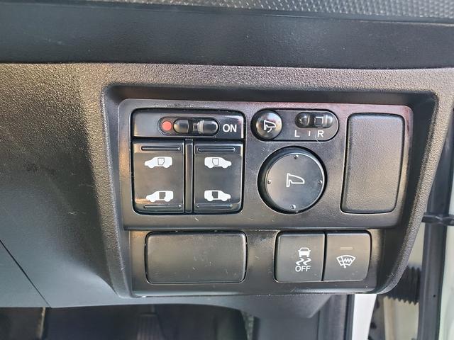 フリードスパイクハイブリッド ジャストセレクション　純正ＳＤナビ　ＣＤ　ＤＶＤ　Ｂｌｕｅｔｏｏｔｈ　ワンセグＴＶ　バックカメラ　ＥＴＣ　両側パワースライドドア　１５インチアルミ　前後ドライブレコーダー（50枚目）