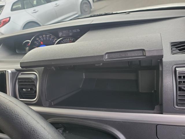 シフォン カスタムＲ　スマートアシスト　ワンオーナー車　純正ナビ　フルセグＴＶ　バックカメラ　Ｂｌｕｅｔｏｏｔｈ　ＥＴＣ　ＣＤ　ＤＶＤ　左パワースライドドア　オートライト　アイドリングストップ　シートヒーター　スマートキー（31枚目）