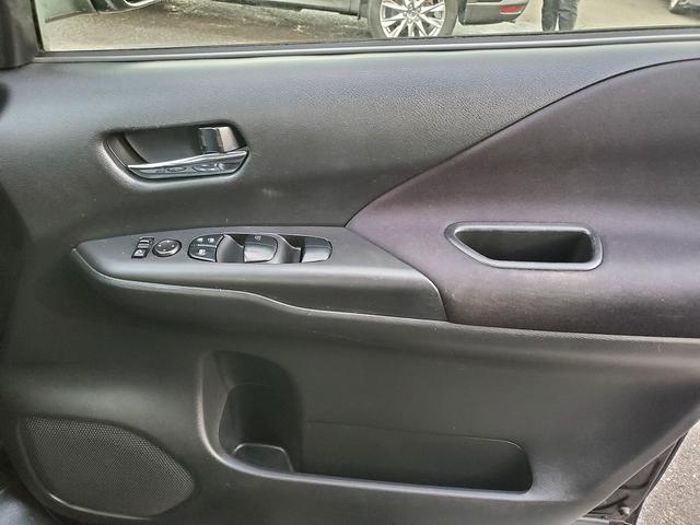 セレナ ハイウェイスター　ＳＤナビ　ＣＤ　ＤＶＤ　Ｂｌｕｅｔｏｏｔｈ　フルセグＴＶ　バックカメラ　両側パワースライドドア　クルーズコントロール　フリップダウンモニター　ＥＴＣ　スマートキー（45枚目）