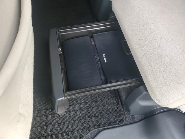 ムーヴキャンバス Xメイクアップリミテッド SAIII SDナビ CD DVD Bluetooth フルセグTV ETC バックカメラ 両側パワースライドドア 社外15インチアルミ スマートキー アイドリングストップ オートライト ドライブレコーダー(13枚目)