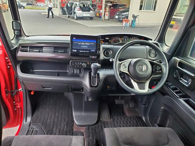 Ｎ－ＢＯＸカスタム Ｇ・ＥＸホンダセンシング　ＳＤナビ　ＣＤ　ＤＶＤ　Ｂｌｕｅｔｏｏｔｈ　フルセグＴＶ　ＥＴＣ　センシング　レーンアシスト　ステリモ　クルーズコントロール　スマートキー　バックカメラ　１４インチ純正アルミ　両側パワースライドドア（13枚目）