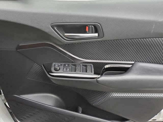 Ｃ－ＨＲ Ｓ－Ｔ　ＧＲスポーツ　ディスプレイオーディオ　Ｂｌｕｅｔｏｏｔｈ　パノラミックビューモニター　トヨタセーフティーセンス　プッシュスタート　クルーズコントロールル　ＬＥＤライト　ステリモ　ドライブレコーダーＦＲ（39枚目）