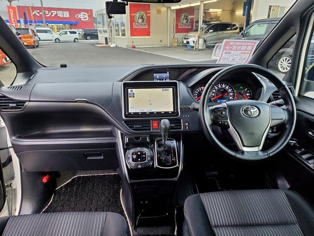 ヴォクシー ＺＳ　煌ＩＩ　純正９インチナビ　ＣＤ　ＤＶＤ　Ｂｌｕｅｔｏｏｔｈ　バックカメラ　ＬＥＤライト　フォグ　トヨタセーフティーセンス　両側パワースライドドア　１６インチ純正アルミ　ドライブレコーダーＦＲ　ＥＴＣ（15枚目）