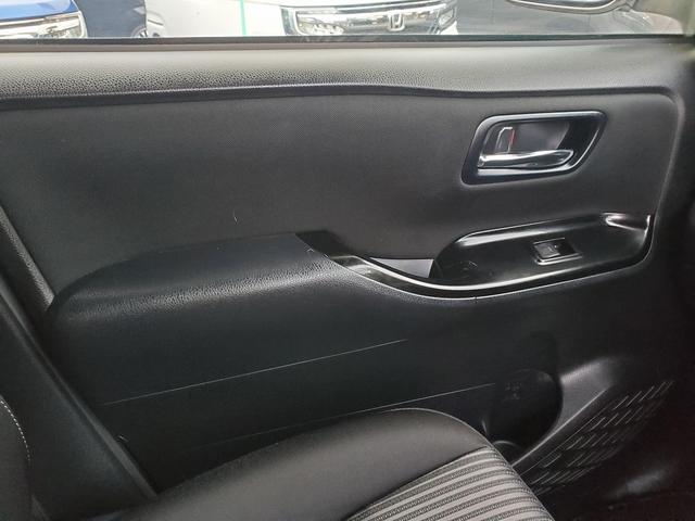 ヴォクシー ＺＳ　煌ＩＩ　純正９インチナビ　ＣＤ　ＤＶＤ　Ｂｌｕｅｔｏｏｔｈ　バックカメラ　ＬＥＤライト　フォグ　トヨタセーフティーセンス　両側パワースライドドア　１６インチ純正アルミ　ドライブレコーダーＦＲ　ＥＴＣ（25枚目）