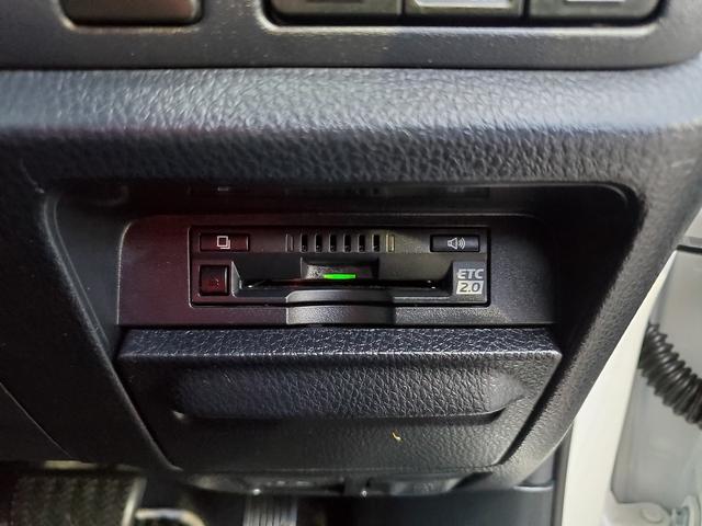 ヴォクシー ＺＳ　煌ＩＩ　純正９インチナビ　ＣＤ　ＤＶＤ　Ｂｌｕｅｔｏｏｔｈ　バックカメラ　ＬＥＤライト　フォグ　トヨタセーフティーセンス　両側パワースライドドア　１６インチ純正アルミ　ドライブレコーダーＦＲ　ＥＴＣ（42枚目）