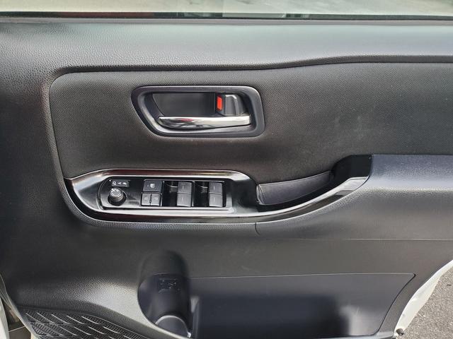 ヴォクシー ＺＳ　煌ＩＩ　純正９インチナビ　ＣＤ　ＤＶＤ　Ｂｌｕｅｔｏｏｔｈ　バックカメラ　ＬＥＤライト　フォグ　トヨタセーフティーセンス　両側パワースライドドア　１６インチ純正アルミ　ドライブレコーダーＦＲ　ＥＴＣ（44枚目）