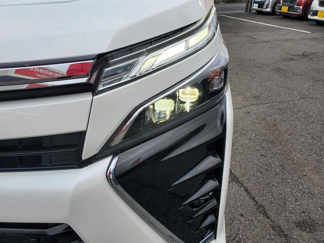 ヴォクシー ＺＳ　煌ＩＩ　純正９インチナビ　ＣＤ　ＤＶＤ　Ｂｌｕｅｔｏｏｔｈ　バックカメラ　ＬＥＤライト　フォグ　トヨタセーフティーセンス　両側パワースライドドア　１６インチ純正アルミ　ドライブレコーダーＦＲ　ＥＴＣ（48枚目）