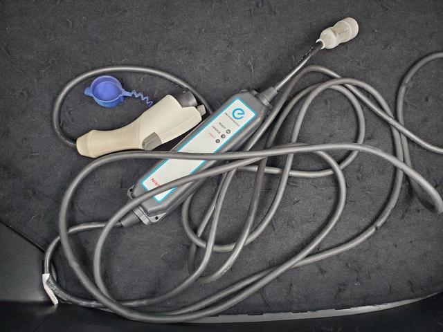 リーフ Ｇ　メモリーナビ　ＣＤ　Ｂｌｕｅｔｏｏｔｈ　ＥＴＣ　ドライブレコーダー　ステリモ　アラウンドビューモニター　１７インチアルミ　シートヒーター　スマートキー　オートライト　ＬＥＤライト（16枚目）