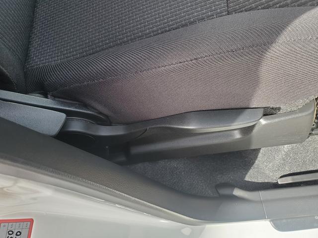 ソリオ G SDナビ CD DVD Bluetooth フルセグTV バックカメラ ETC 左パワースライドドア シートヒーター プッシュスタート スマートキー ドライブレコーダー オートライト(22枚目)