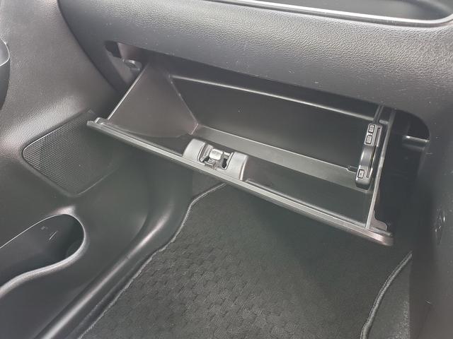 ソリオ G SDナビ CD DVD Bluetooth フルセグTV バックカメラ ETC 左パワースライドドア シートヒーター プッシュスタート スマートキー ドライブレコーダー オートライト(28枚目)