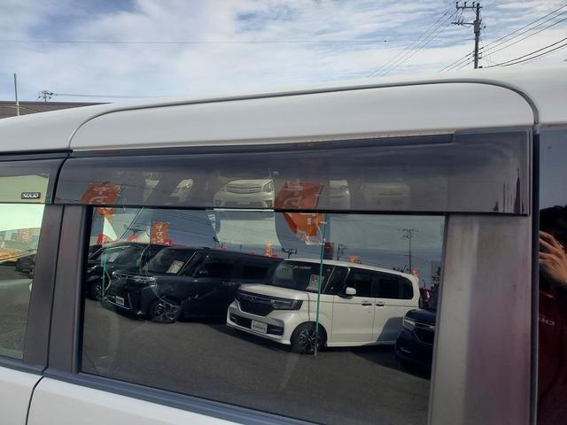 ソリオ G SDナビ CD DVD Bluetooth フルセグTV バックカメラ ETC 左パワースライドドア シートヒーター プッシュスタート スマートキー ドライブレコーダー オートライト(67枚目)