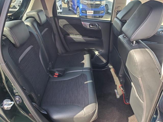 Ｎ－ＯＮＥ プレミアム　ツアラー　ＳＤナビ　ＣＤ　ＤＶＤ　Ｂｌｕｅｔｏｏｔｈ　バックカメラ　ＥＴＣ　プッシュスタート　フルセグＴＶ　スマートキー　アイドリングストップ　ドライブレコーダー前　ＨＩＤライト　フォグ　オートライト　ステリモ（25枚目）