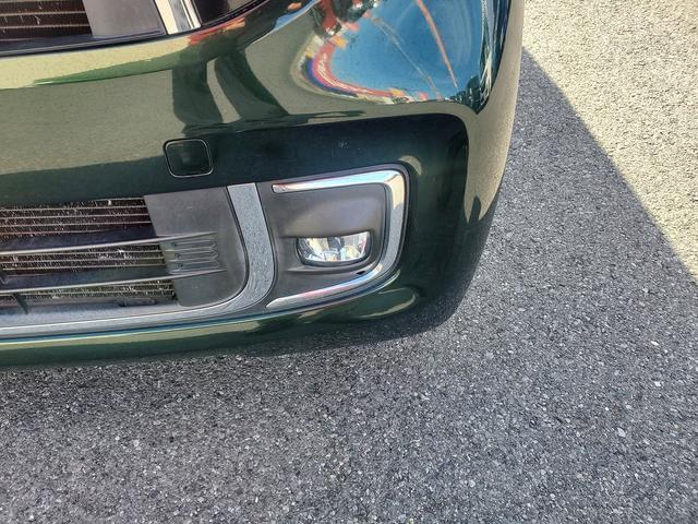 Ｎ－ＯＮＥ プレミアム　ツアラー　ＳＤナビ　ＣＤ　ＤＶＤ　Ｂｌｕｅｔｏｏｔｈ　バックカメラ　ＥＴＣ　プッシュスタート　フルセグＴＶ　スマートキー　アイドリングストップ　ドライブレコーダー前　ＨＩＤライト　フォグ　オートライト　ステリモ（53枚目）