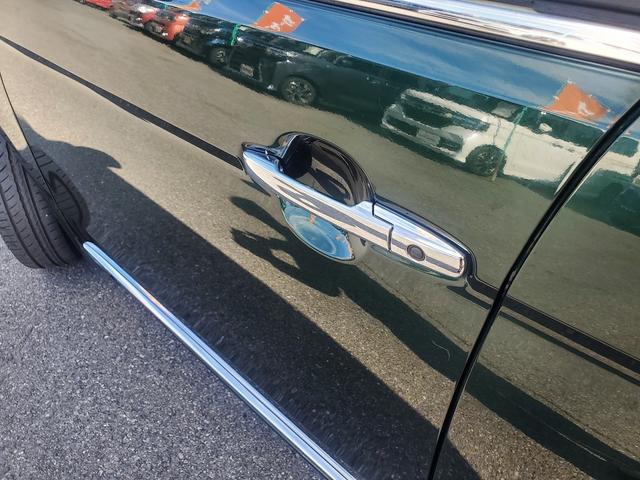 Ｎ－ＯＮＥ プレミアム　ツアラー　ＳＤナビ　ＣＤ　ＤＶＤ　Ｂｌｕｅｔｏｏｔｈ　バックカメラ　ＥＴＣ　プッシュスタート　フルセグＴＶ　スマートキー　アイドリングストップ　ドライブレコーダー前　ＨＩＤライト　フォグ　オートライト　ステリモ（65枚目）