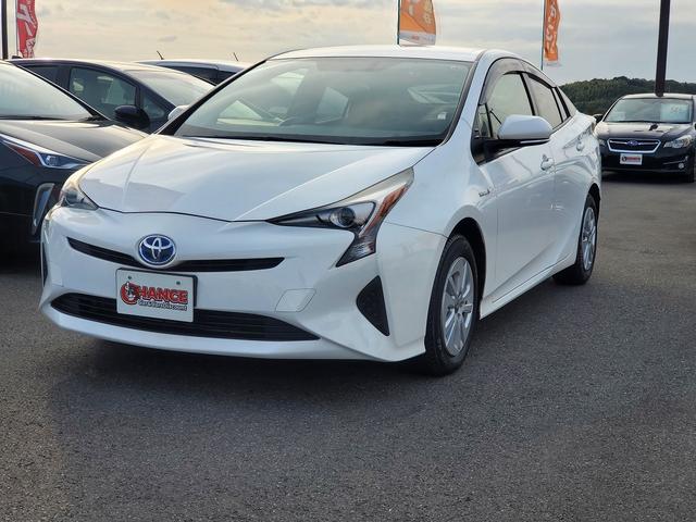 プリウス E 社外ナビ Bluetooth バックカメラ ステアリングリモコン プッシュスタート 15インチアルミ LEDライト スマートキー ETC ドライブレコーダー(4枚目)