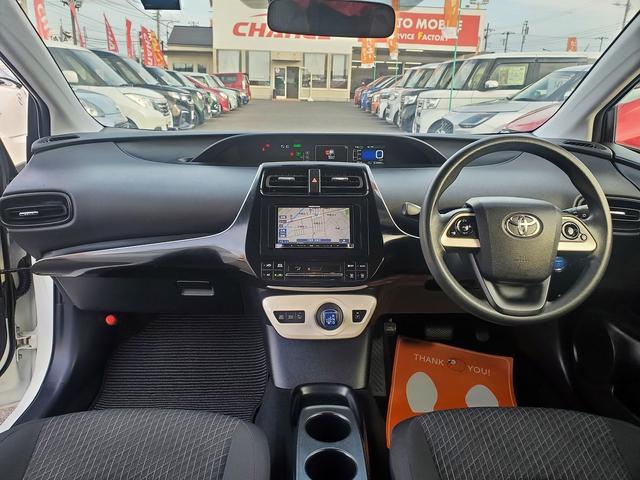 プリウス E 社外ナビ Bluetooth バックカメラ ステアリングリモコン プッシュスタート 15インチアルミ LEDライト スマートキー ETC ドライブレコーダー(13枚目)