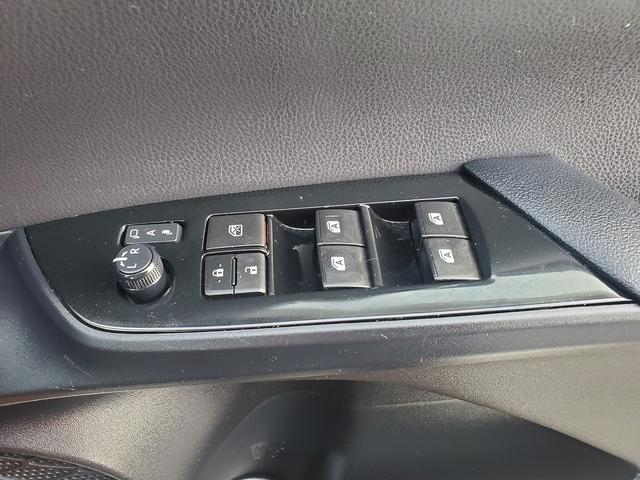 プリウス E 社外ナビ Bluetooth バックカメラ ステアリングリモコン プッシュスタート 15インチアルミ LEDライト スマートキー ETC ドライブレコーダー(43枚目)