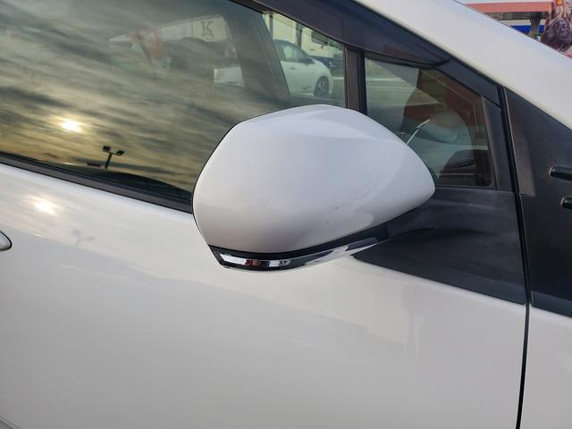 プリウス E 社外ナビ Bluetooth バックカメラ ステアリングリモコン プッシュスタート 15インチアルミ LEDライト スマートキー ETC ドライブレコーダー(44枚目)