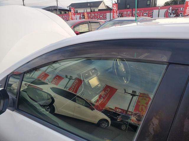 プリウス E 社外ナビ Bluetooth バックカメラ ステアリングリモコン プッシュスタート 15インチアルミ LEDライト スマートキー ETC ドライブレコーダー(61枚目)