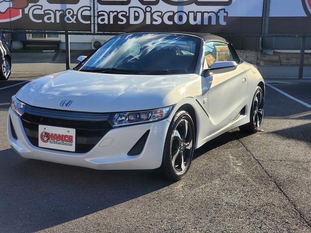 当店でお車をご購入いただき、さらに「有料保証」プランにご加入いただくと、特典としてオイル交換１０回分の無料チケットを差し上げます。