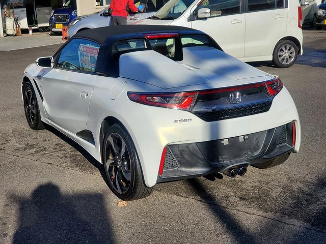 当社１３店舗の在庫車の中から最適な一台をご提案させていただきます！どの店舗のお車を選んで頂いても、店舗間の陸送費用は一切頂きません！ご安心してお客様にとって最適な一台をお選びいただけます！！