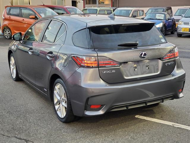 CT CT200h バージョンC SDナビ CD Bluetooth フルセグTV バックカメラ クルーズコントロール クリアランスソナー LEDライト フォグ ETC シートヒーター スマートキー 17インチアルミ(9枚目)