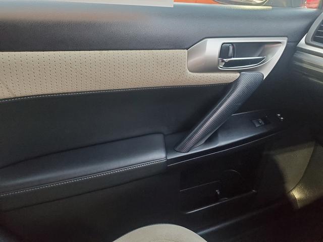 CT CT200h バージョンC SDナビ CD Bluetooth フルセグTV バックカメラ クルーズコントロール クリアランスソナー LEDライト フォグ ETC シートヒーター スマートキー 17インチアルミ(25枚目)