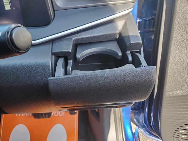 ノート S 社外ナビ CD DVD Bluetooth エマージェンシーブレーキ プッシュスタート デジタルインナーミラー ステリモ ETC スマートキー(41枚目)