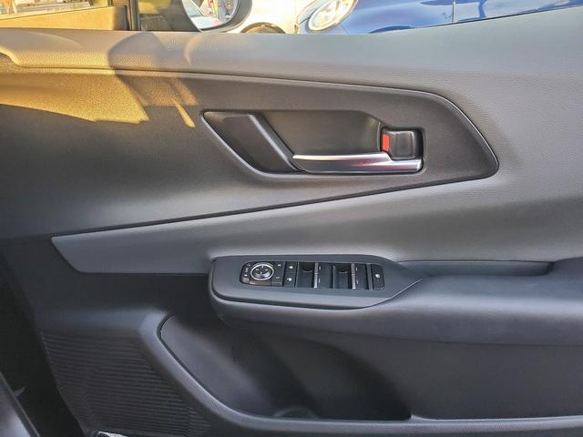 プリウス U Bluetoothオーディオ フルセグTV バックカメラ クルーズコントロール ステリモ ETC2.0 オートライト LEDライト プッシュスタート 17インチ純正アルミ(43枚目)