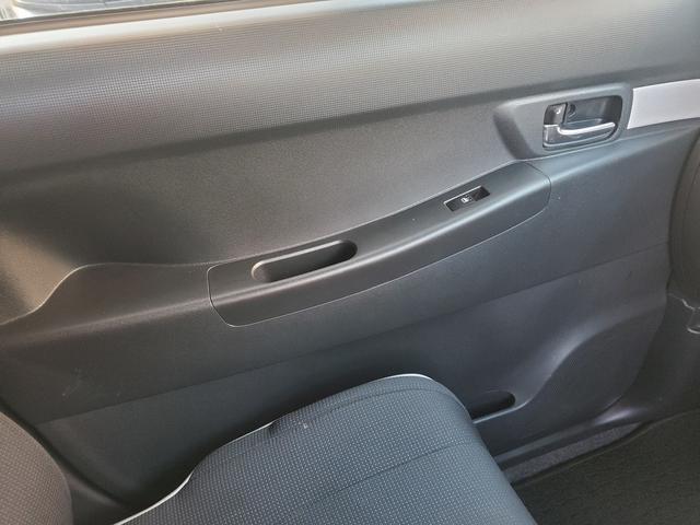 ムーヴコンテ カスタム　Ｘ　ＶＳ　ＳＤナビ　ＣＤ　ＤＶＤ　Ｂｌｕｅｔｏｏｔｈ　アイドリングストップ　スマートキー　純正１５インチアルミ　ＨＩＤ　フォグ　オートエアコン　ウインカーミラー（24枚目）