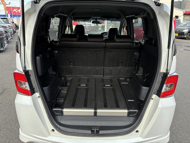 HONDA FREED SPIKE HYBRID JUST SELECTION