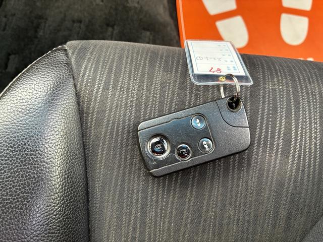 HONDA FREED SPIKE HYBRID JUST SELECTION