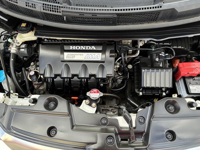 HONDA FREED SPIKE HYBRID JUST SELECTION