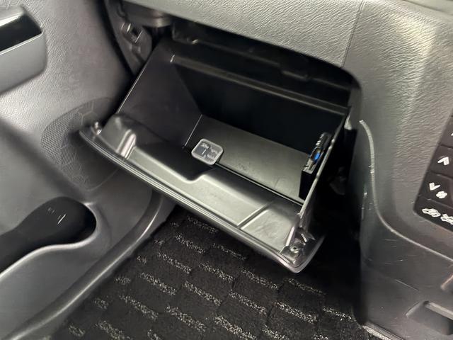 ���c�Ǝ��ԁ��@�@�@���P�O�������P�X���܂ŉc�Ƃ��Ă܂��I���d���A��Ȃǂ���������蒸���܂��B���X�͖��T���j���͒�x���𒸂��Ă��܂��B�i���ʓr�A�N���x�Ƃ͗L�j