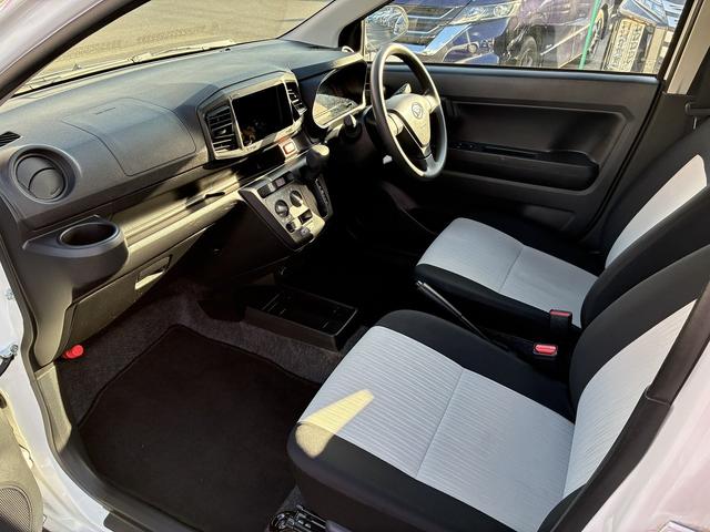 ミライース L ワンオーナー車 アイドリングストップ オーディオレス キーレスキー(11枚目)