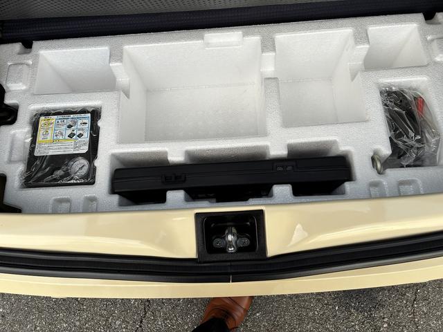 アルト Ｌ　アイドリングストップ　コーナーセンサー　レーンアシスト　衝突軽減　純正ＣＤオーディオ　シートヒーター　オートライト（17枚目）