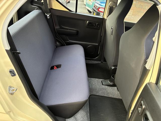 アルト Ｌ　アイドリングストップ　コーナーセンサー　レーンアシスト　衝突軽減　純正ＣＤオーディオ　シートヒーター　オートライト（21枚目）