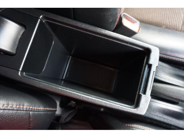 ハイブリッド・スマートセレクション 純正HDDナビ ワンセグTV CD DVD ミュージックサーバー Bモニター スマートキー ETC クルーズコントロール コーナーセンサー 電動格納ミラー HIDヘッドライトおーと オートライト(49枚目)