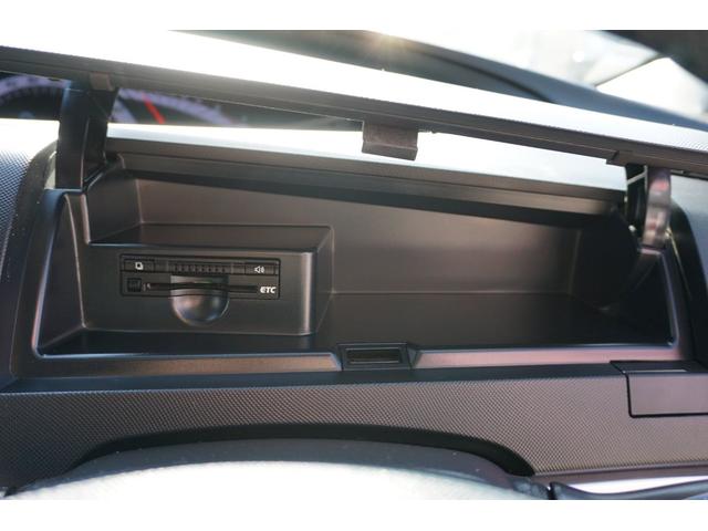 アエラス 純正8インチナビ フルセグTV CD録音 DVD BT接続 Bモニター スマートキー ビルトインETC 両側Pスラ クルーズコントロール フリップダウン MTモード HIDライト 純正18インチアルミ(46枚目)