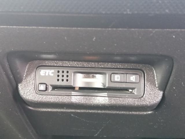 フリードスパイクハイブリッド ハイブリッド　プレミアムエディション　純正ナビ　フルセグＴＶ　Ｂｌｕｅｔｏｏｔｈ接続　ＣＤ／ＤＶＤ再生　ＥＴＣ　バックカメラ　両側パワースライドドア　アイドリングストップ　ＨＩＤヘッドライト　スマートキー　クルーズコントロール（24枚目）