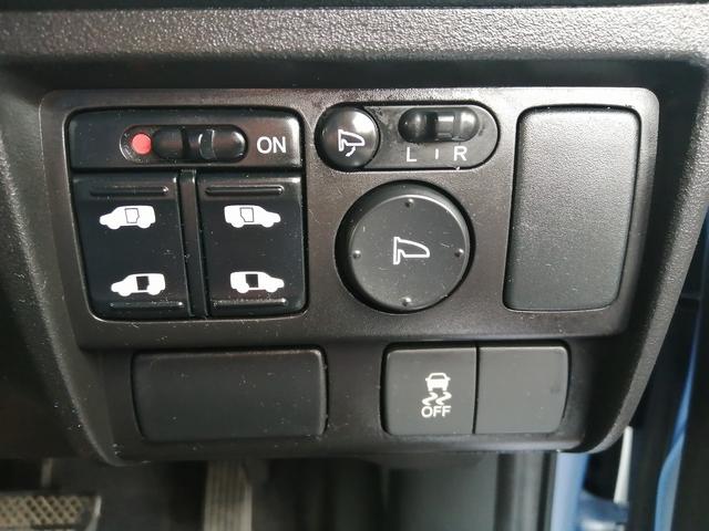 フリードスパイクハイブリッド ハイブリッド　プレミアムエディション　純正ナビ　フルセグＴＶ　Ｂｌｕｅｔｏｏｔｈ接続　ＣＤ／ＤＶＤ再生　ＥＴＣ　バックカメラ　両側パワースライドドア　アイドリングストップ　ＨＩＤヘッドライト　スマートキー　クルーズコントロール（30枚目）