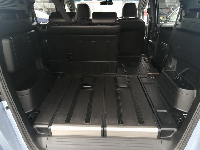 フリードスパイクハイブリッド ハイブリッド　プレミアムエディション　純正ナビ　フルセグＴＶ　Ｂｌｕｅｔｏｏｔｈ接続　ＣＤ／ＤＶＤ再生　ＥＴＣ　バックカメラ　両側パワースライドドア　アイドリングストップ　ＨＩＤヘッドライト　スマートキー　クルーズコントロール（41枚目）