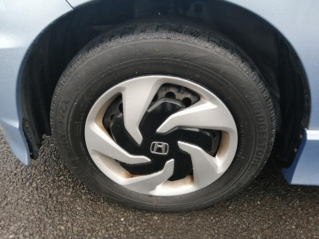 フリードスパイクハイブリッド ハイブリッド　プレミアムエディション　純正ナビ　フルセグＴＶ　Ｂｌｕｅｔｏｏｔｈ接続　ＣＤ／ＤＶＤ再生　ＥＴＣ　バックカメラ　両側パワースライドドア　アイドリングストップ　ＨＩＤヘッドライト　スマートキー　クルーズコントロール（45枚目）