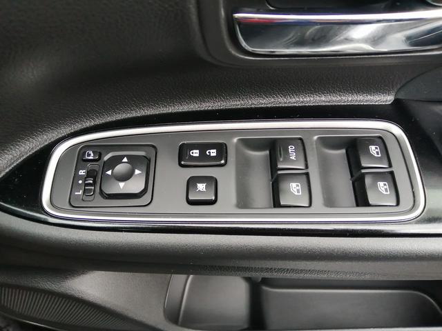 アウトランダーＰＨＥＶ Ｇナビパッケージ　純正ナビ　フルセグＴＶ　Ｂｌｕｅｔｏｏｔｈ接続　ＥＴＣ　全方位カメラ　バックカメラ　クルーズコントロール　ＬＥＤヘッド　エレクトリックテールゲート　パワーシート　シートヒーター　Ｅ－アシスト（51枚目）