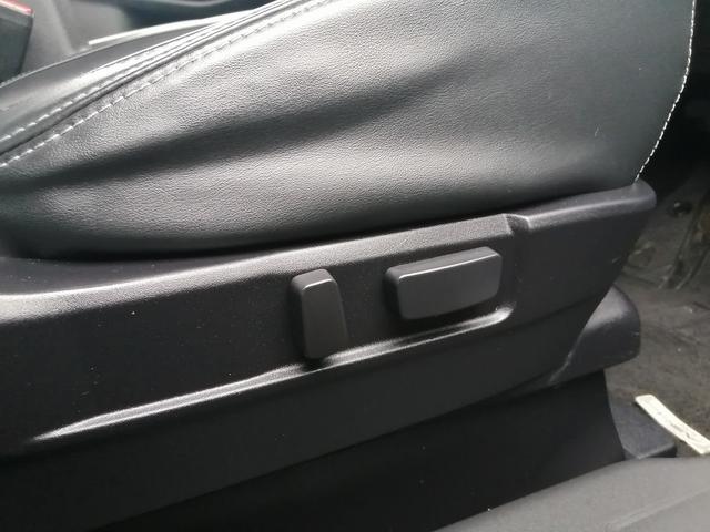 アウトランダーＰＨＥＶ Ｇナビパッケージ　純正ナビ　フルセグＴＶ　Ｂｌｕｅｔｏｏｔｈ接続　ＥＴＣ　全方位カメラ　バックカメラ　クルーズコントロール　ＬＥＤヘッド　エレクトリックテールゲート　パワーシート　シートヒーター　Ｅ－アシスト（53枚目）